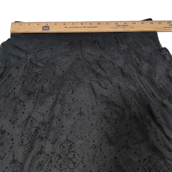Torrid Lace Overlay Skirt Womens Size 12 Black High Low Back Zip Whimsy Goth - Picture 9 of 13
